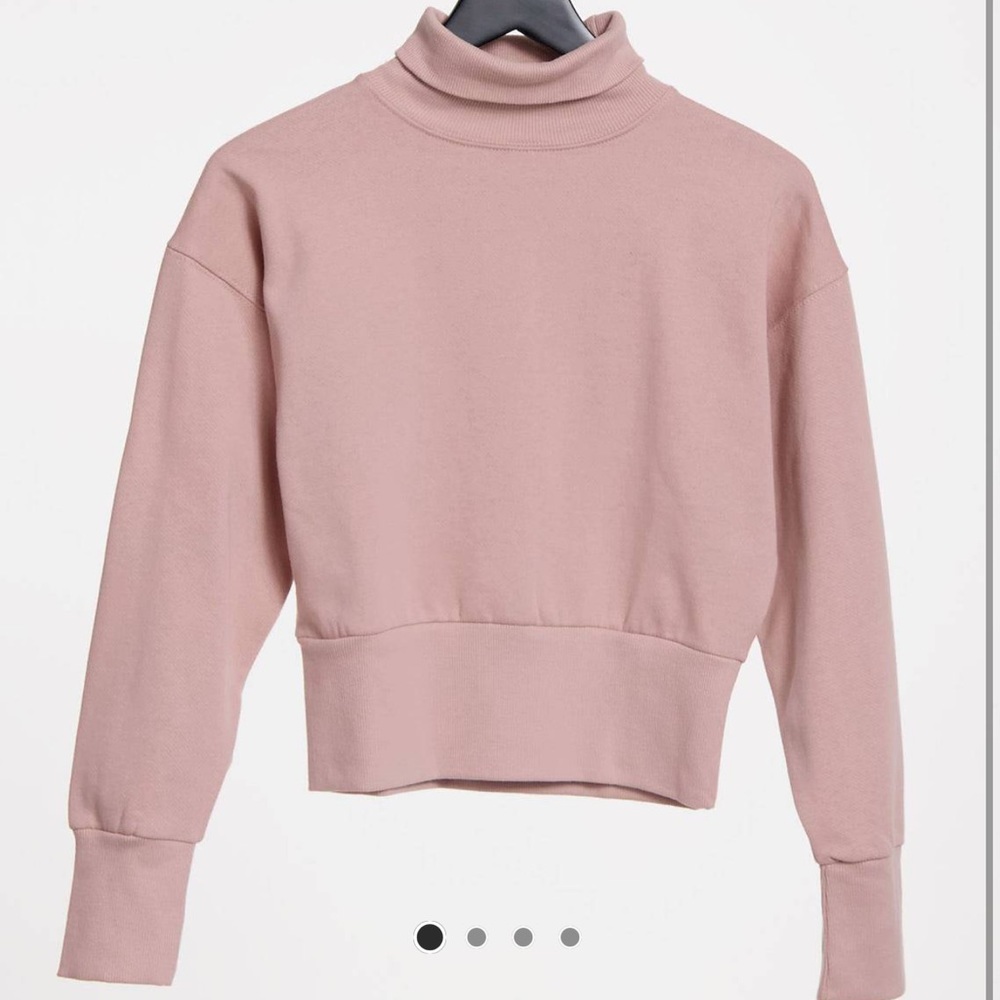 Urban bliss high neck sweat shirt!